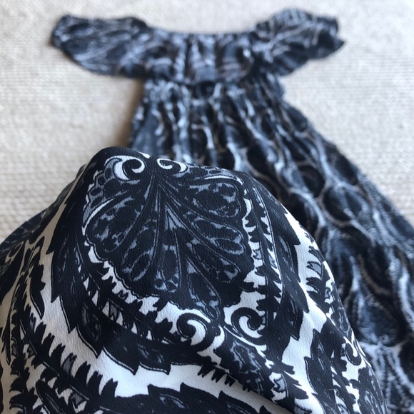 Brand new boutique dress from RB Couture! - Picture 4 of 4